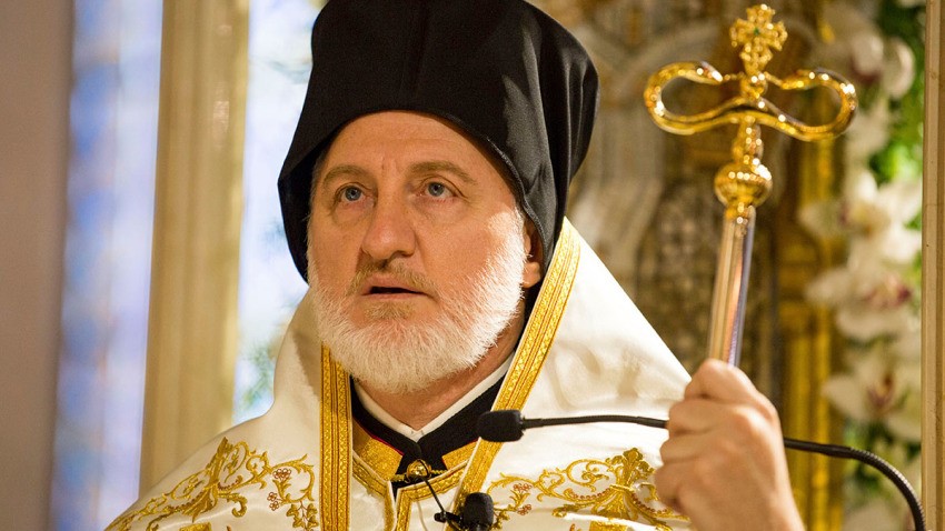 Correction Aptopix Greek Orthodox Archbishop