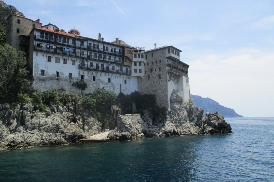 Trekking sto agio oros kai anavasi stin koryfi athos