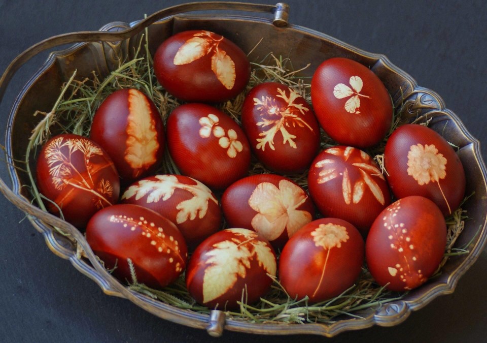 1560429208web Traditional Easter Eggs