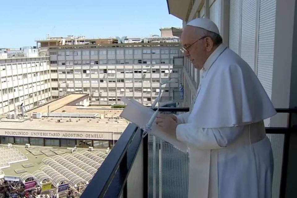 Papa Angelus Gemelli