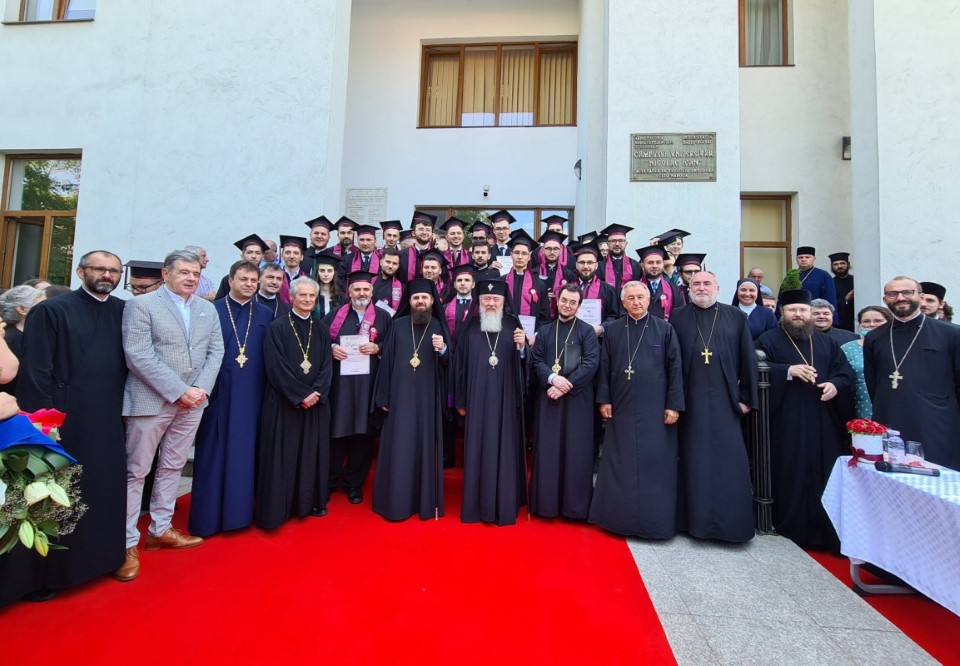 Festivitatea de absolvire la facultatea de teologie ortodoxa din cluj napoca