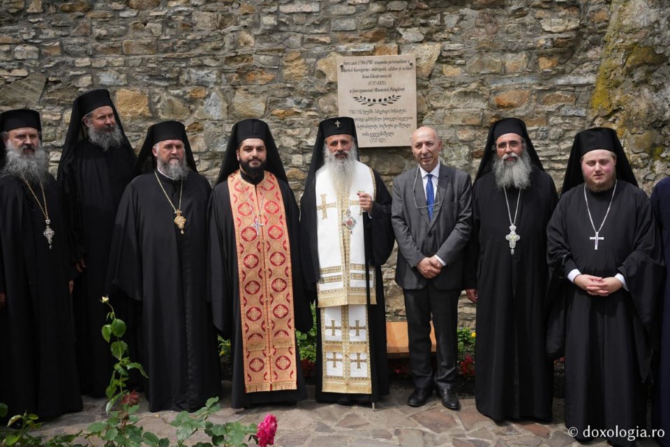 Manastirea pangarati mitropolit georgian doxologia