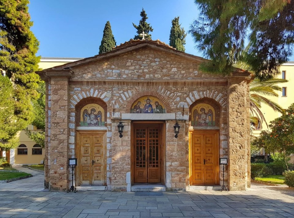 Μονή Πετράκη