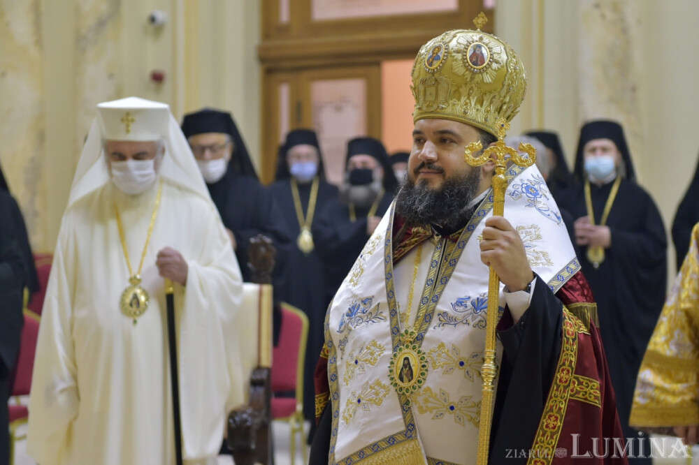 Patriarhul romaniei si a sarbatorit sfantul ocrotitor