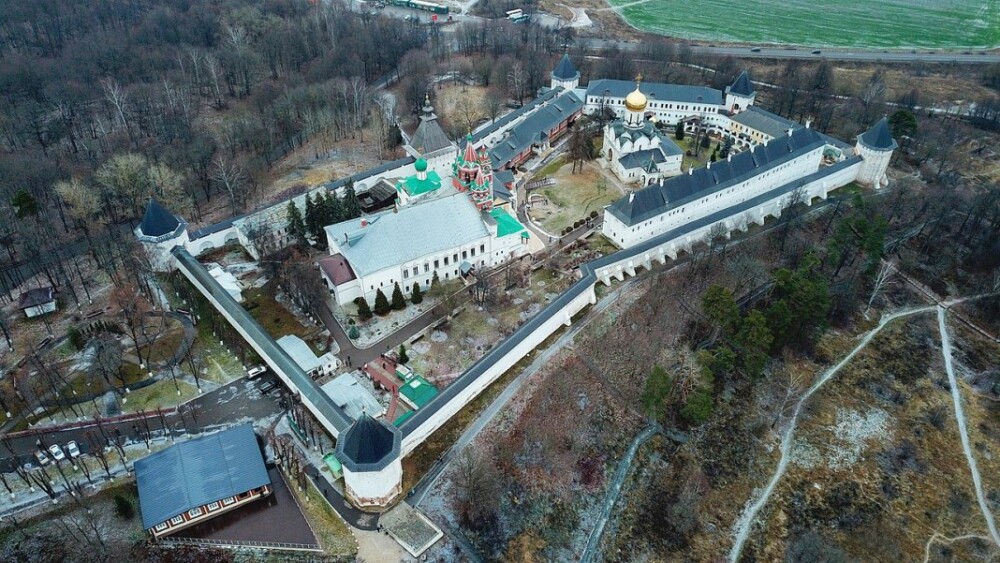 1280px Savvyno Storozhevskyj monastyr