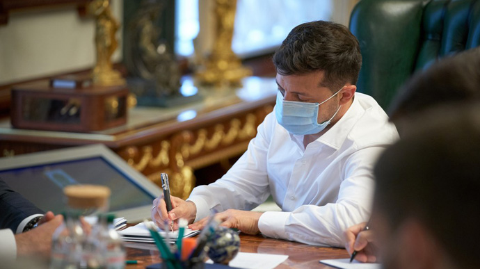 Ec23b09 0ed5caf zelenskiy tarify teplo