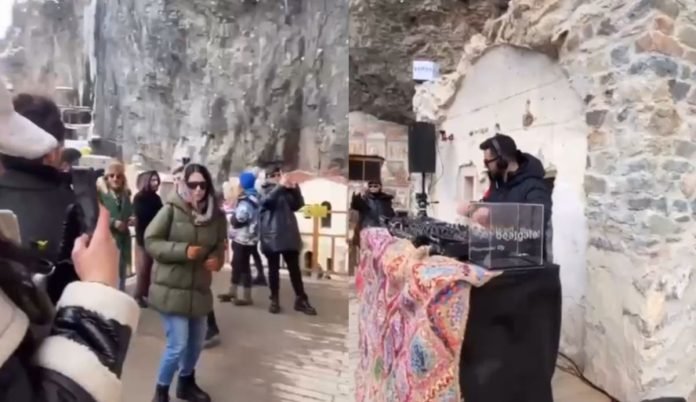 σουμ