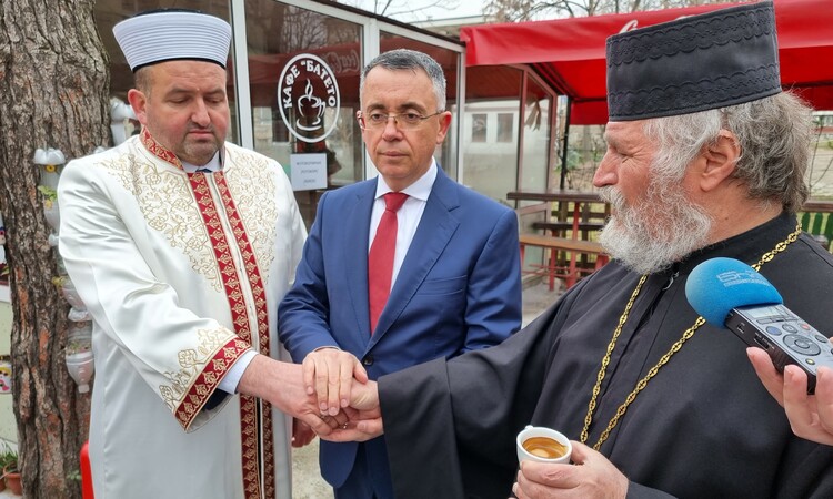 Kafe vodeshta (1)