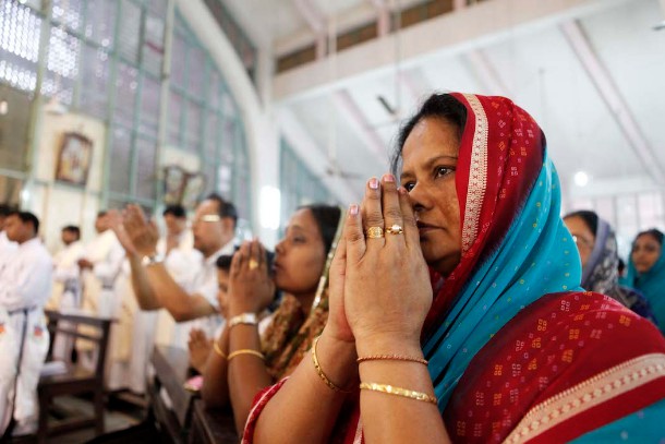 Eglise Bangladesh Catholiques Celebration Anniversaire