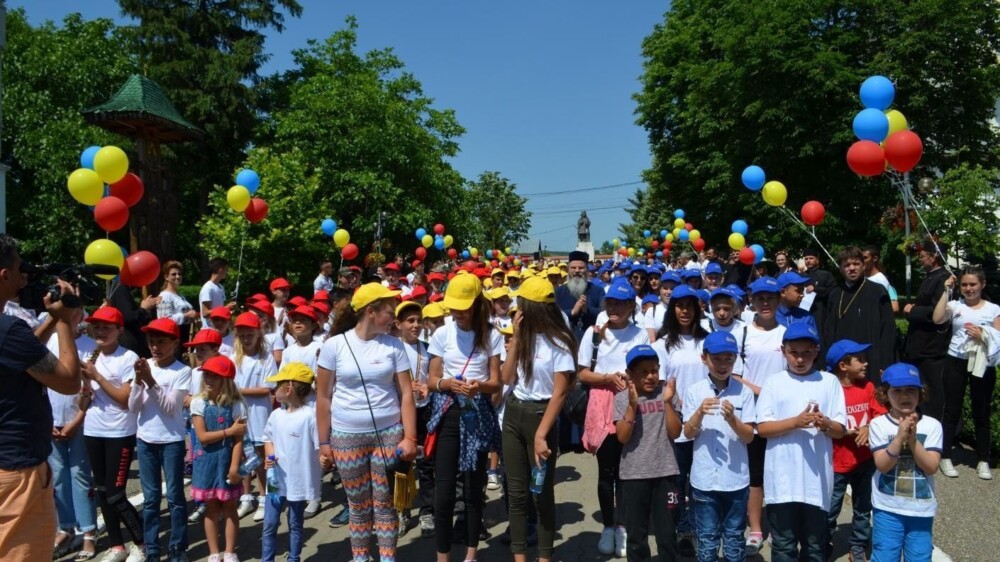 Manifestare dedicata copiilor la catedrala episcopala din husi