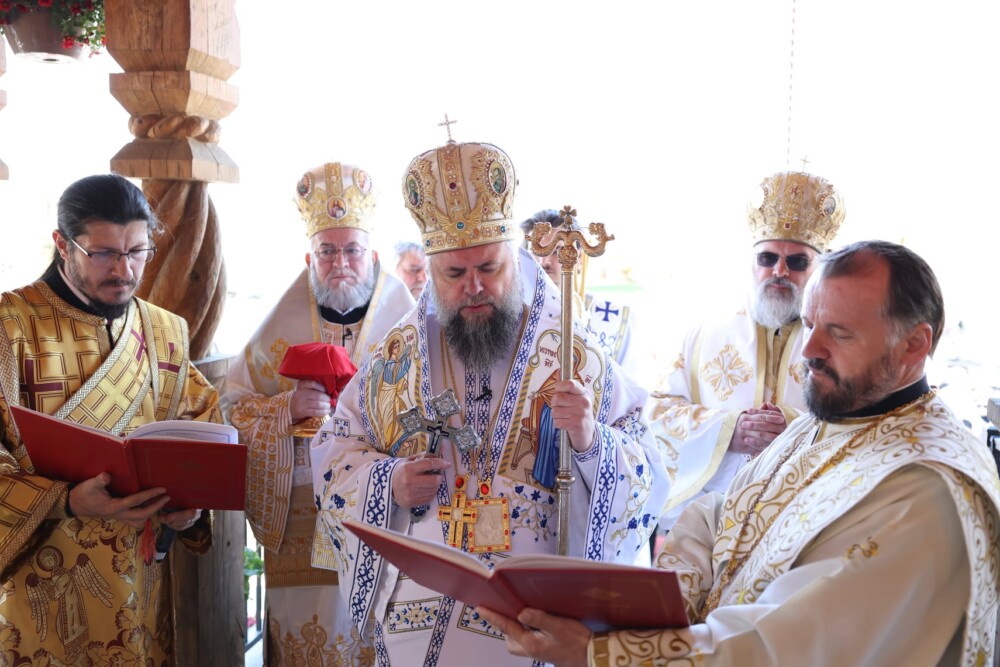 Mitropolitul nicolae a sfintit biserica din long valley new jersey