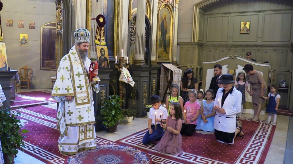Praznicul rusaliilor la catedrala episcopala din giula ungaria