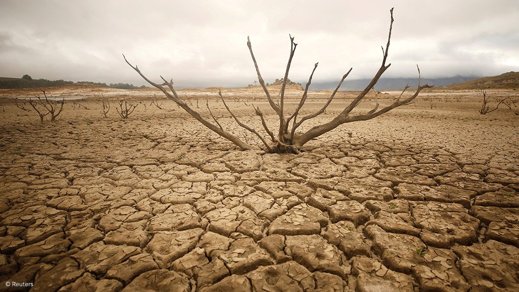 0000957367 resized theewaterskloofdamdroughtlandclimatechangereuters1022