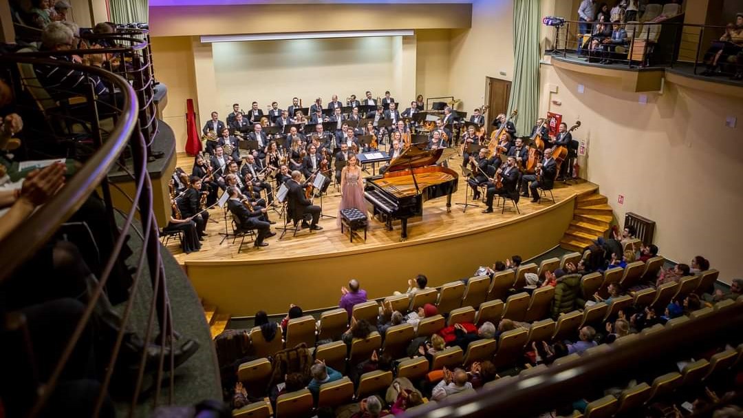 Alaturi de irene filarmonica pitesti