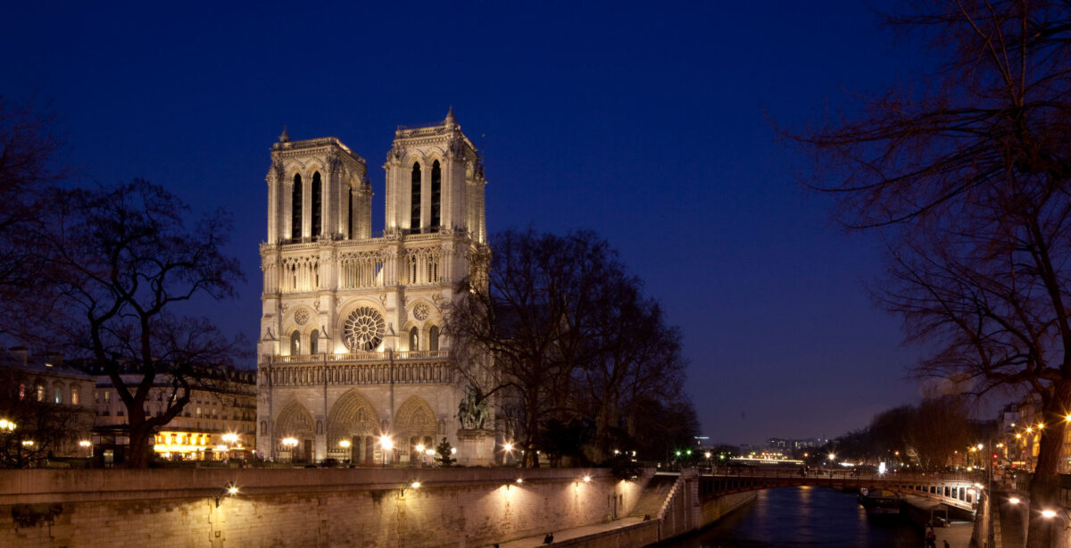 Notre dame vue sud ouest nuit page accueil