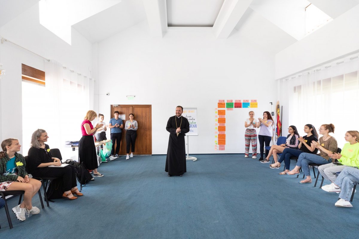 Proiect ecologic pentru tineri desfasurat la nivelul patriarhiei romane