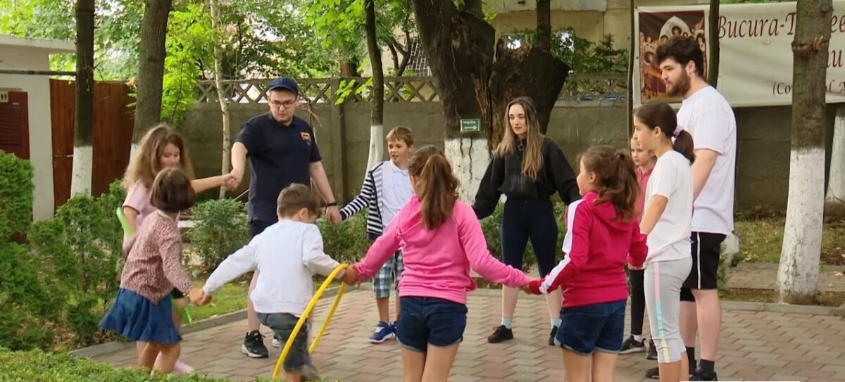 Proiectul cultural jocuri teatrale la parohia aparatorii patriei 2