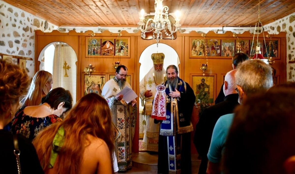 Slujire PS Siluan si PS Nicodim la Sikia 11