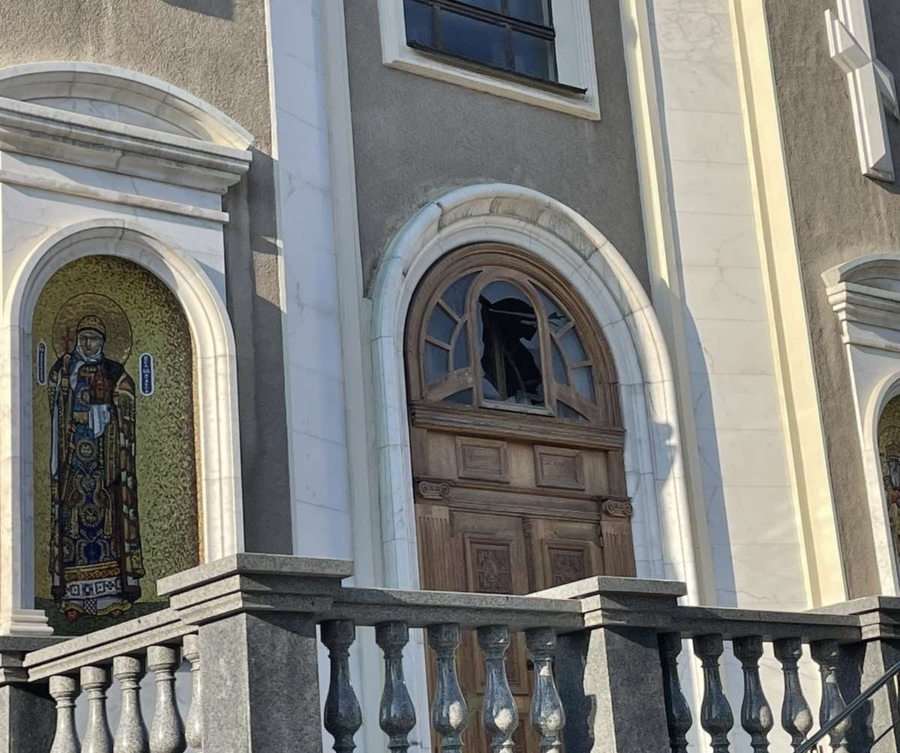 A4EB04EC C658 4B15 8861 F331AD00E734