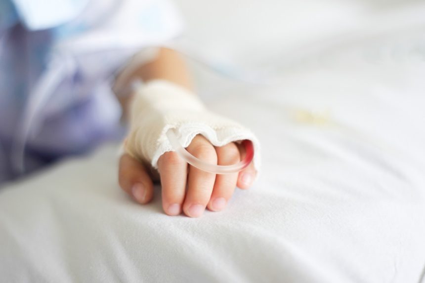 Arhiepiscopia Targovistei 119.000 lei pentru tratamentul a doua persoane suferinde
