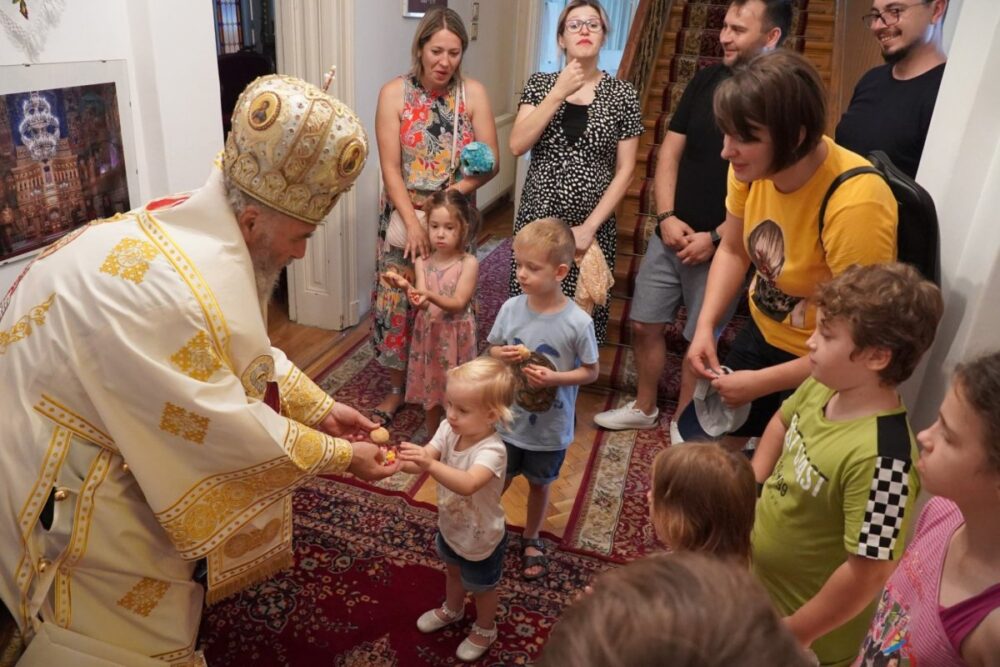Duminica migrantilor romani la catedrala arhiepiscopala din galati