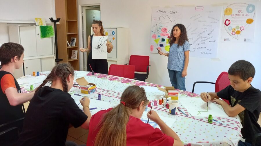 Fundatia sf macrina ajuta zeci de copii victime ale bullyingului