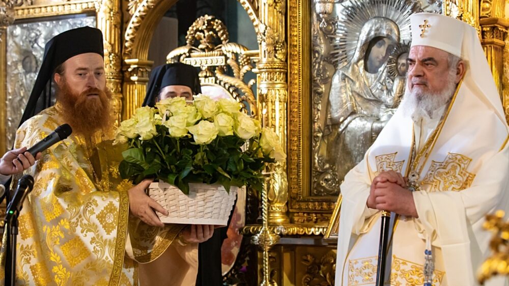 Schimbarea la fata cernica patriarhul daniel