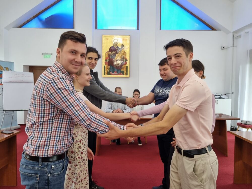 Scoala de vara viitorul este pro viata ar putea ajunge si in comunitatile locale