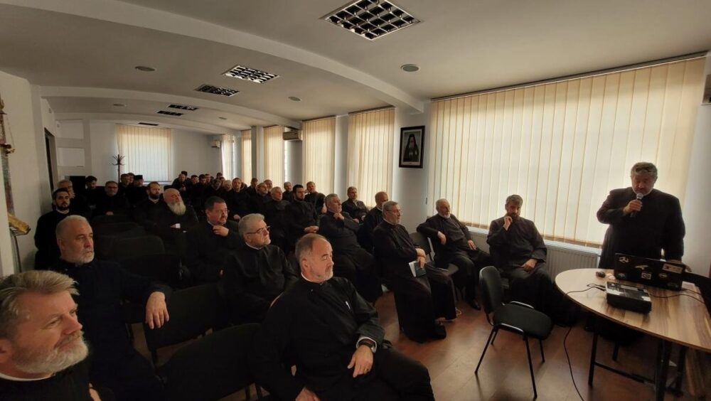 Sedinta administrativa in cadrul protopopiatului iasi ii