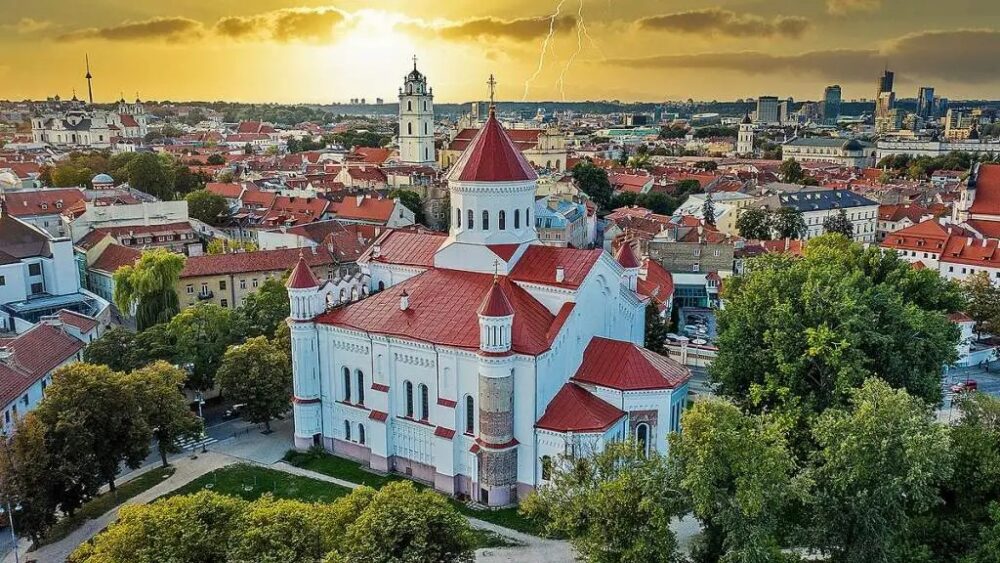 V prechistenskom sobore g vilnjusa otkryvaetsja vystavka rabot uchashhihsja shkoly ikonopisi 4563a4d