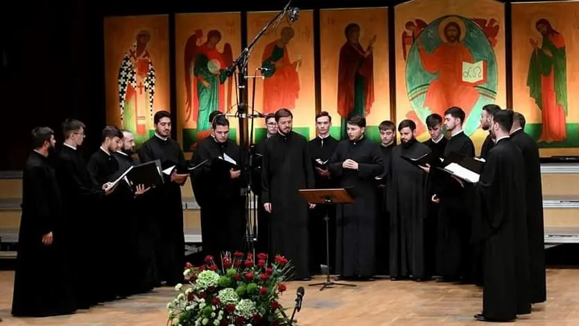 Corul sf mc chiriachi husi.jpg