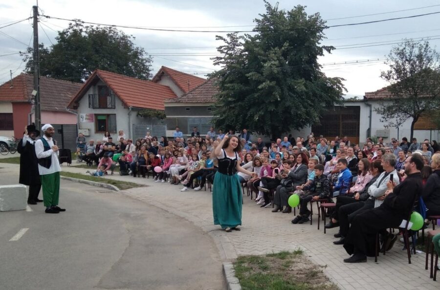 Activitate educativ recreativa pentru comunitatea din vinerea protopopiatul sebes