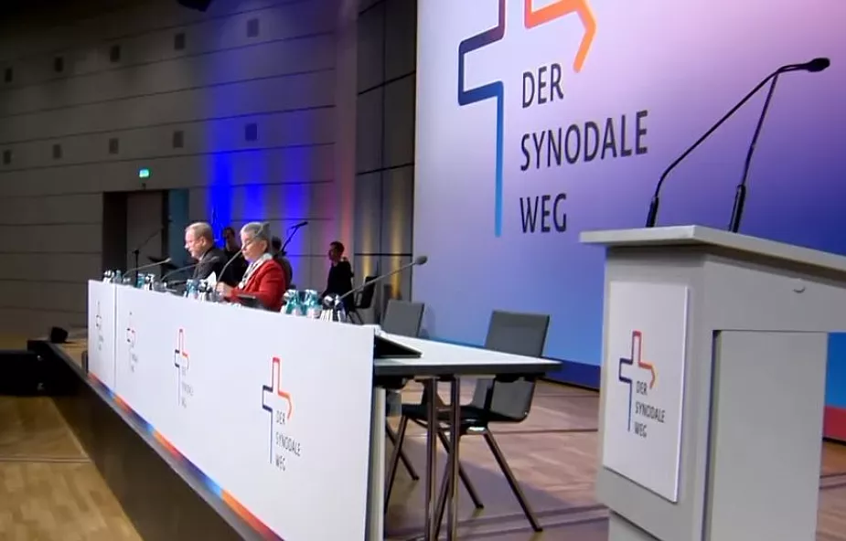 Biskup erfurtu nie ma niemieckiego kosciola katolickiego
