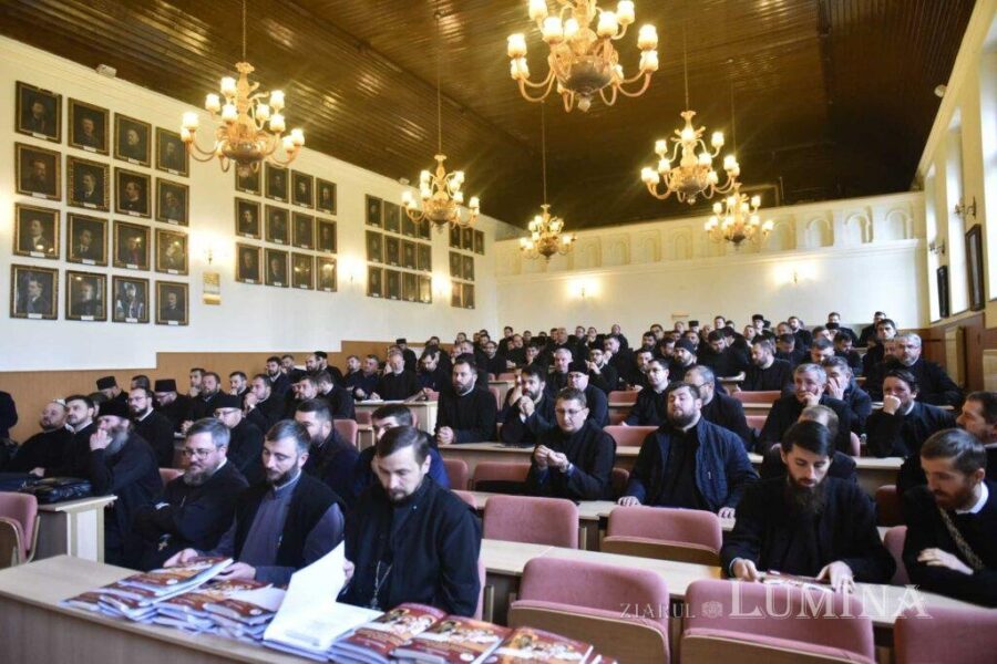 Cursuri profesionale pentru preotii din mitropolia ardealului