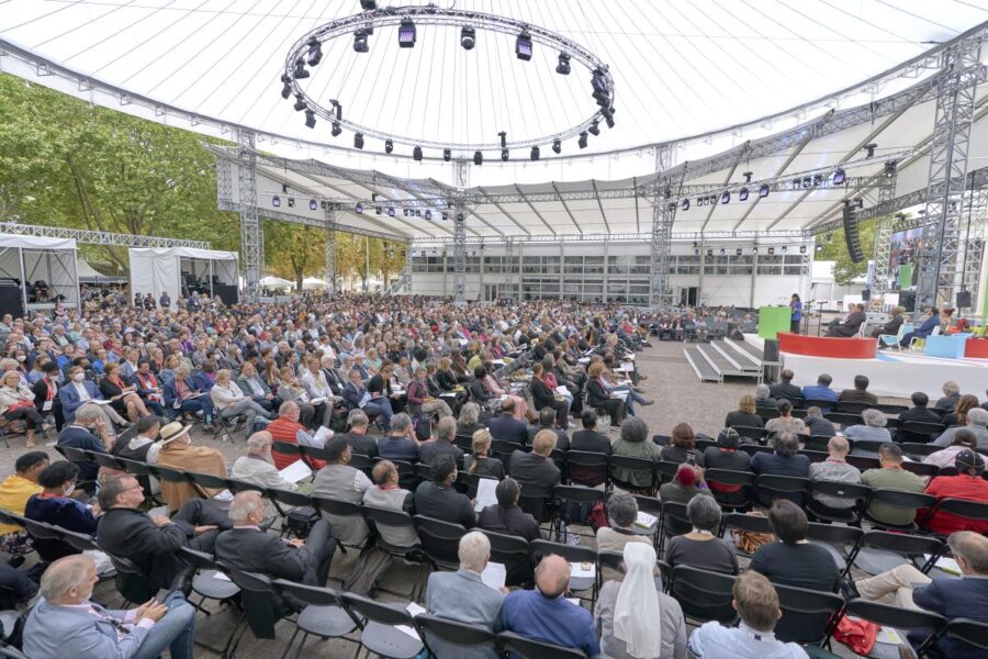 Germany 2022 jeffrey wcc assembly 908