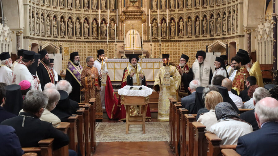 Inmormantare kallistos ware