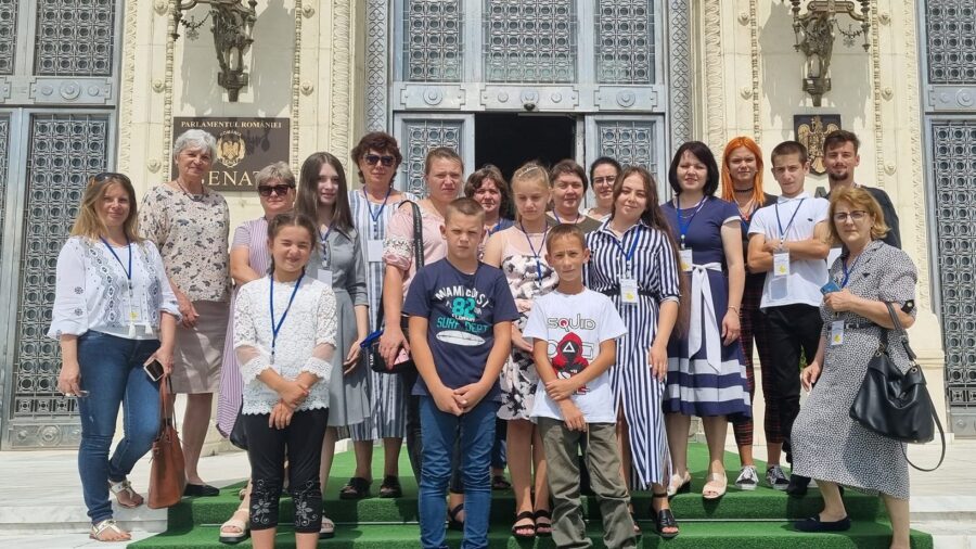Prin implicarea departamentului pentru romanii de pretutindeni copiii din regiunea odesa viziteaza romania
