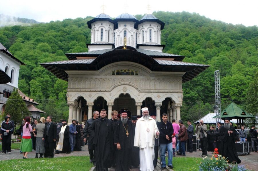 Prinos de gand si de cuvant la aleasa zi de praznuire