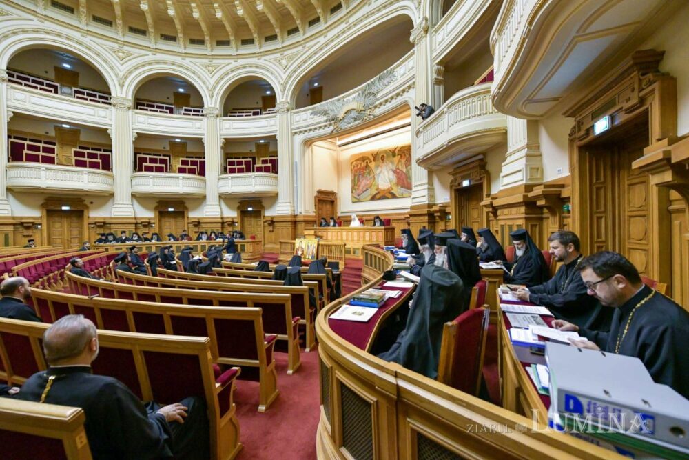 Intrunirea sfantului sinod la palatul patriarhiei