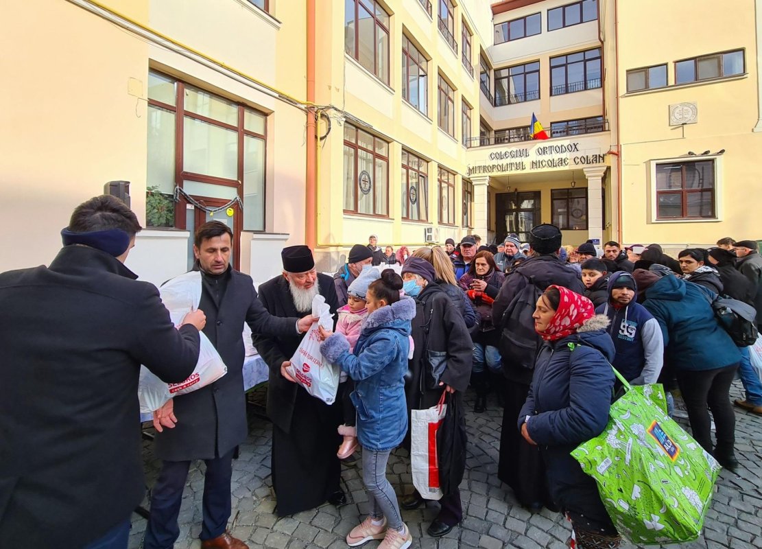 750 de pachete de craciun pentru persoane nevoiase din eparhia vadului feleacului si clujului