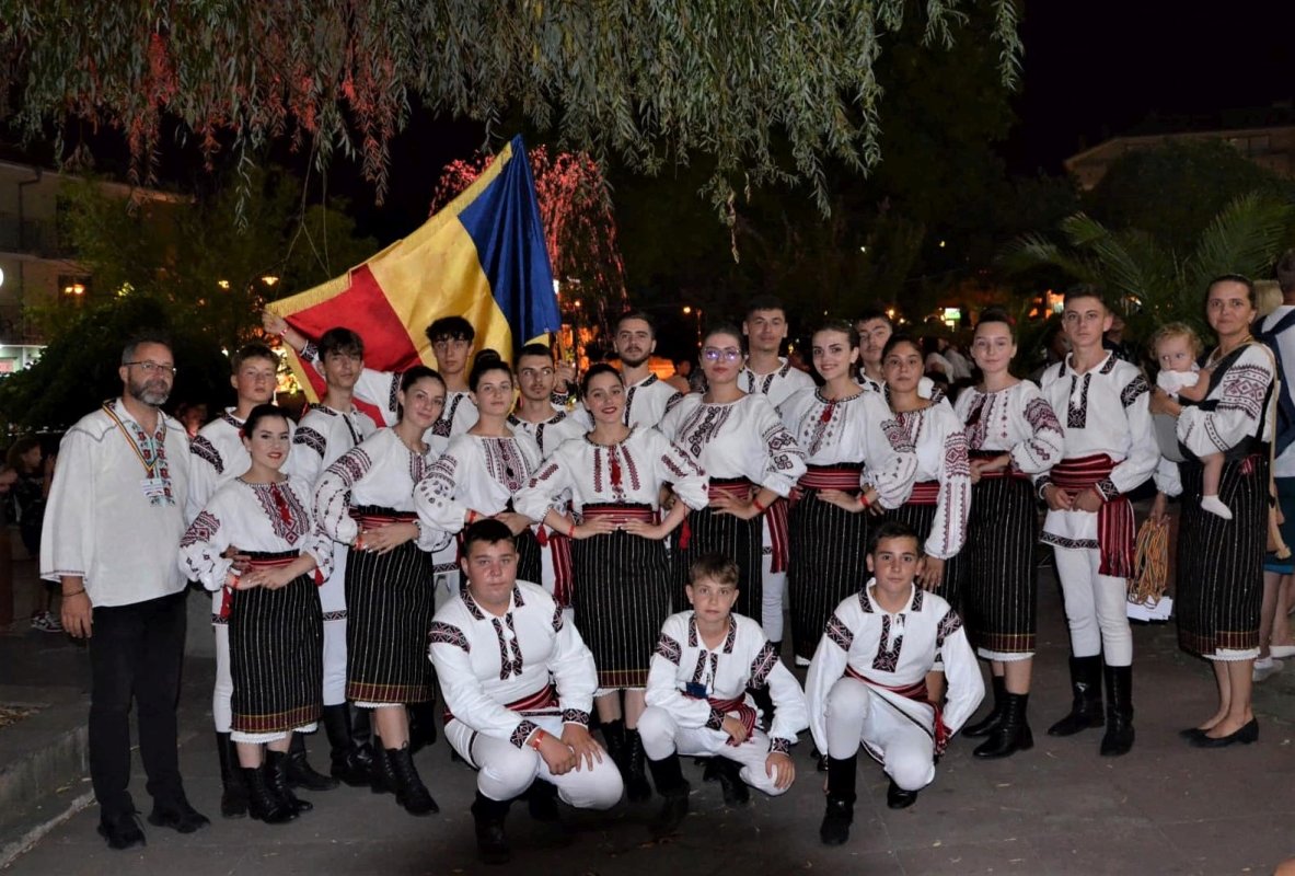 Credinta si traditiile valori cu care cresc tinerii din feredeni