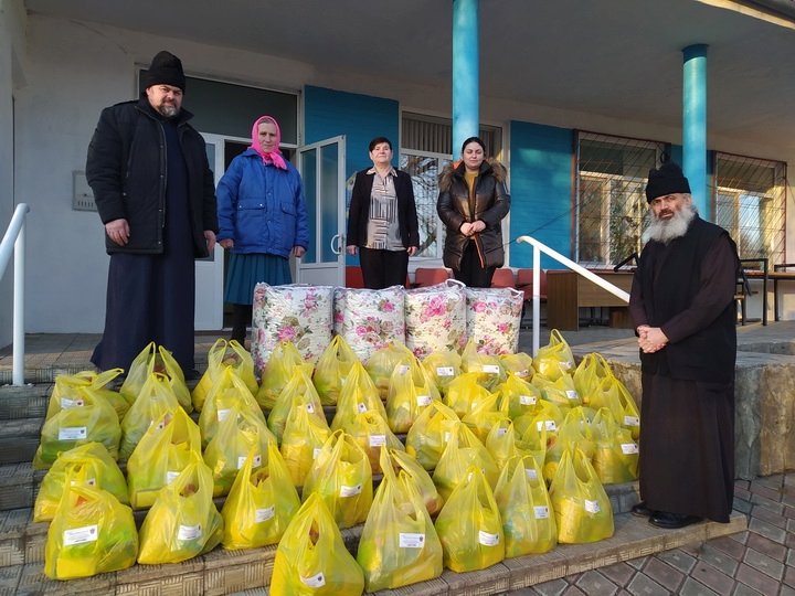 Daruri pentru familiile cu posibilitati financiare modeste din balti