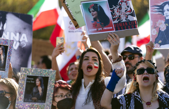 Iran protests women ap22295841263525