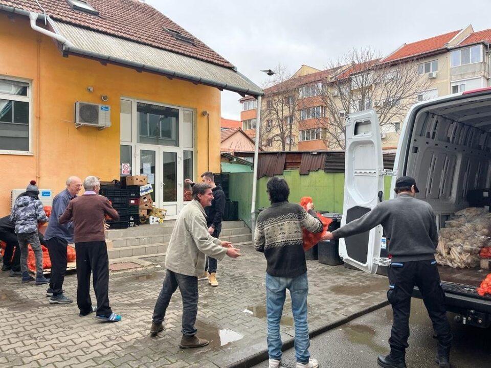 Alimente pentru centre sociale din timisoara