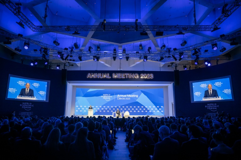 German chancellor olaf scholz facing rising pressure authorise export heavy german made leopard
