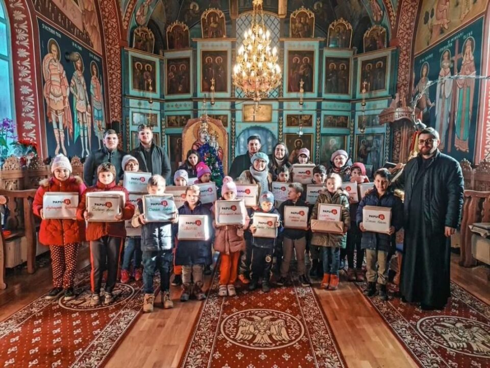 Incaltaminte pentru 350 de copii nevoiasi