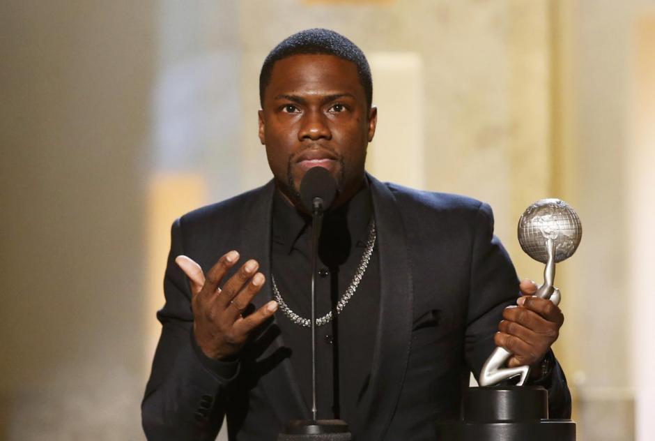 Kevin Hart accepts the Entertainer of the Year Award during the 45th NAACP Image Awards in Pasadena
