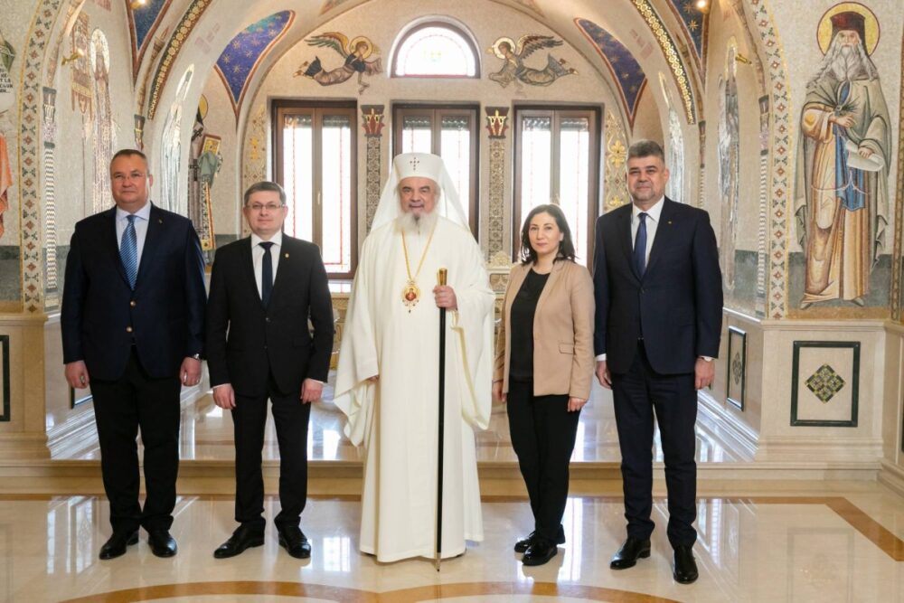 Presedintele Parlamentului Republicii Moldova In Vizita La Patriarhia Romana 242059