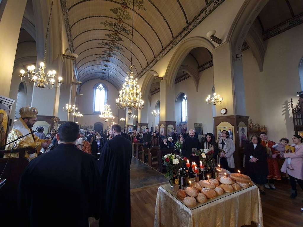μελιτηνης μαξιμος λεστερ