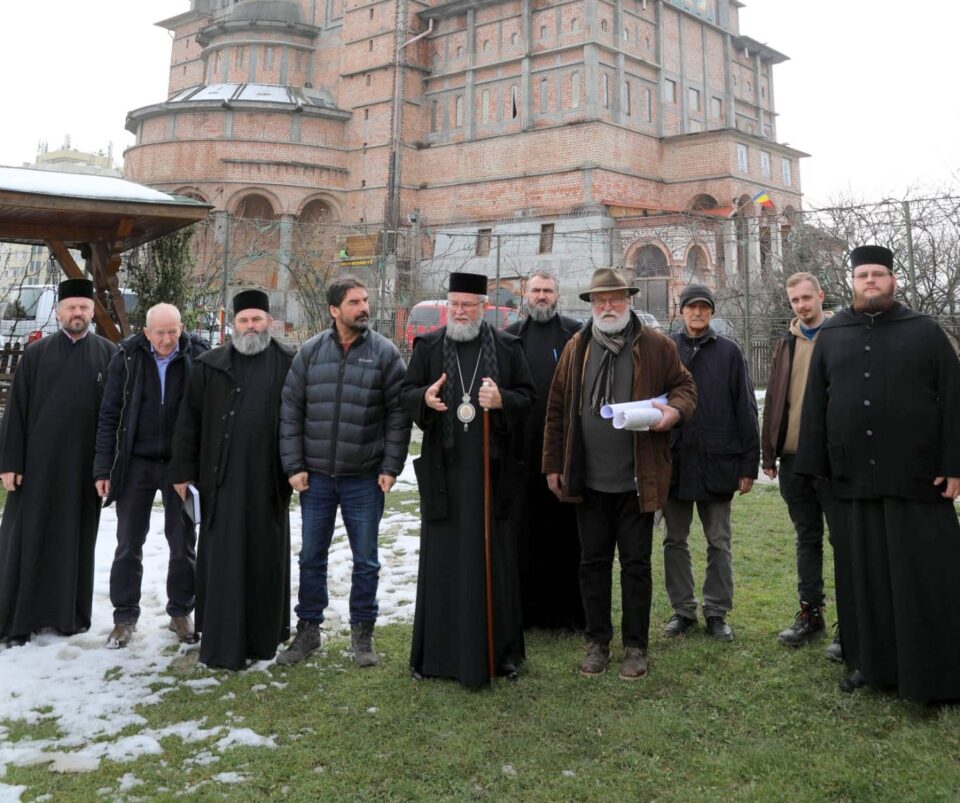 Episcopul Iustin vizita Catedrala Baia Mare